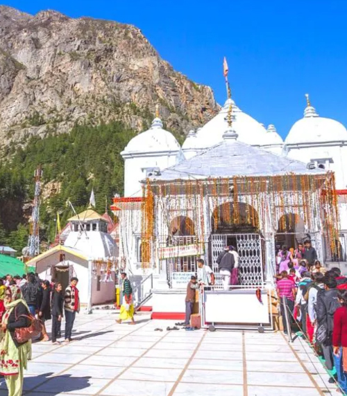 Top Himalayan Treks Near Rishikesh for Nature Lovers